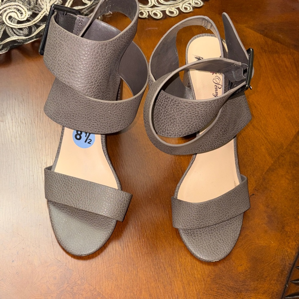 Penny Loves Kenny Gray Women's Sandals